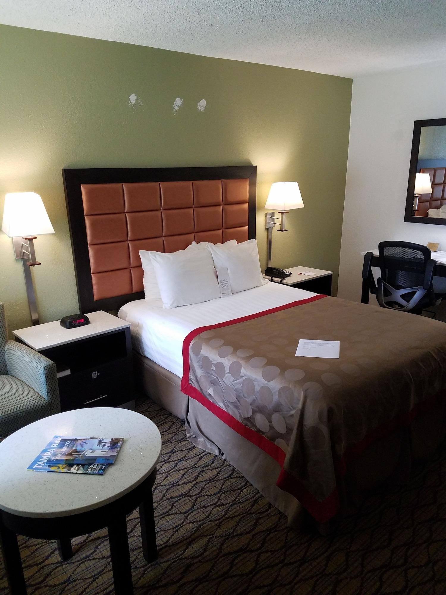 Ramada By Wyndham Temple Terrace/Tampa North Hotel Ngoại thất bức ảnh