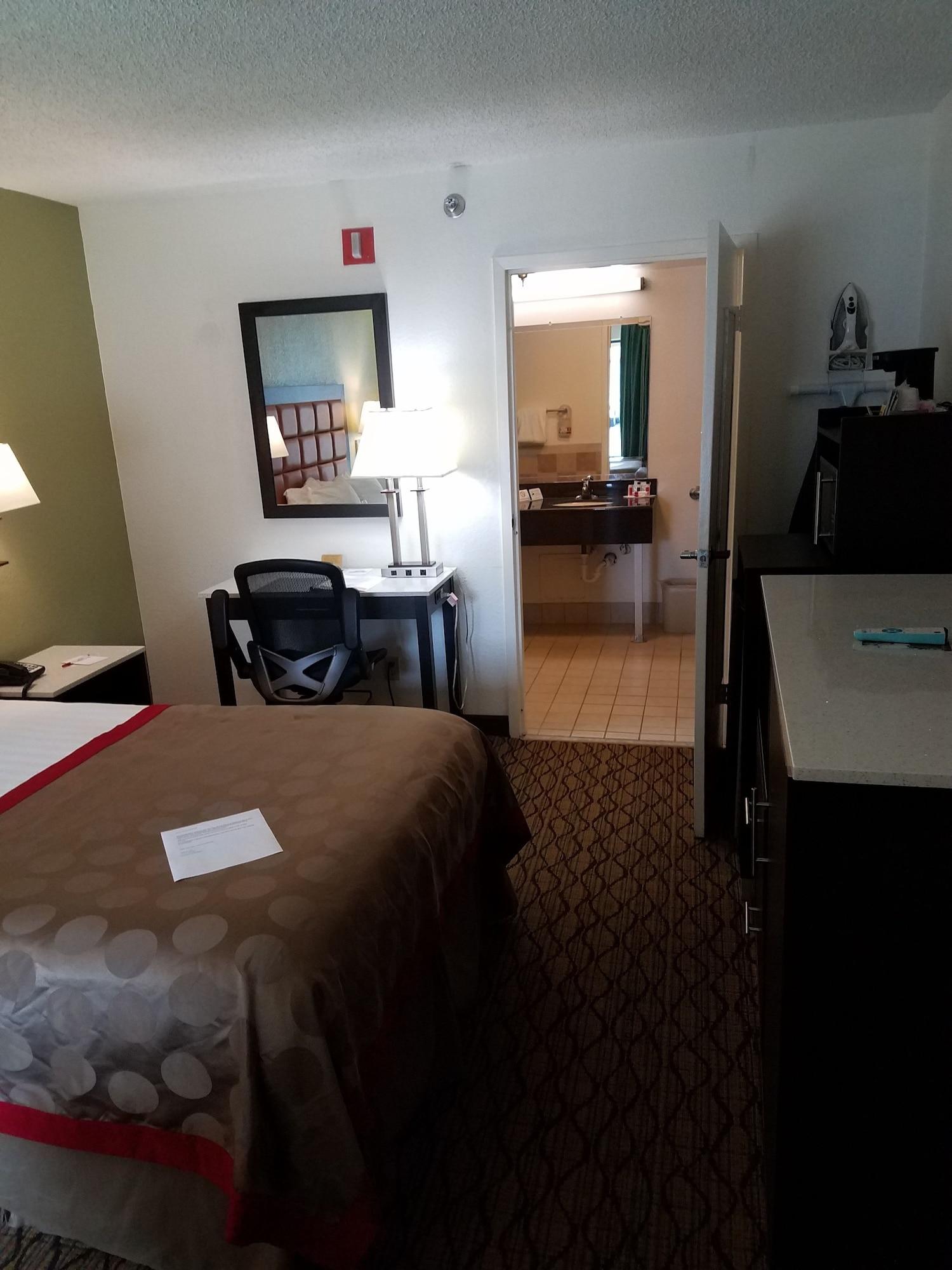 Ramada By Wyndham Temple Terrace/Tampa North Hotel Ngoại thất bức ảnh
